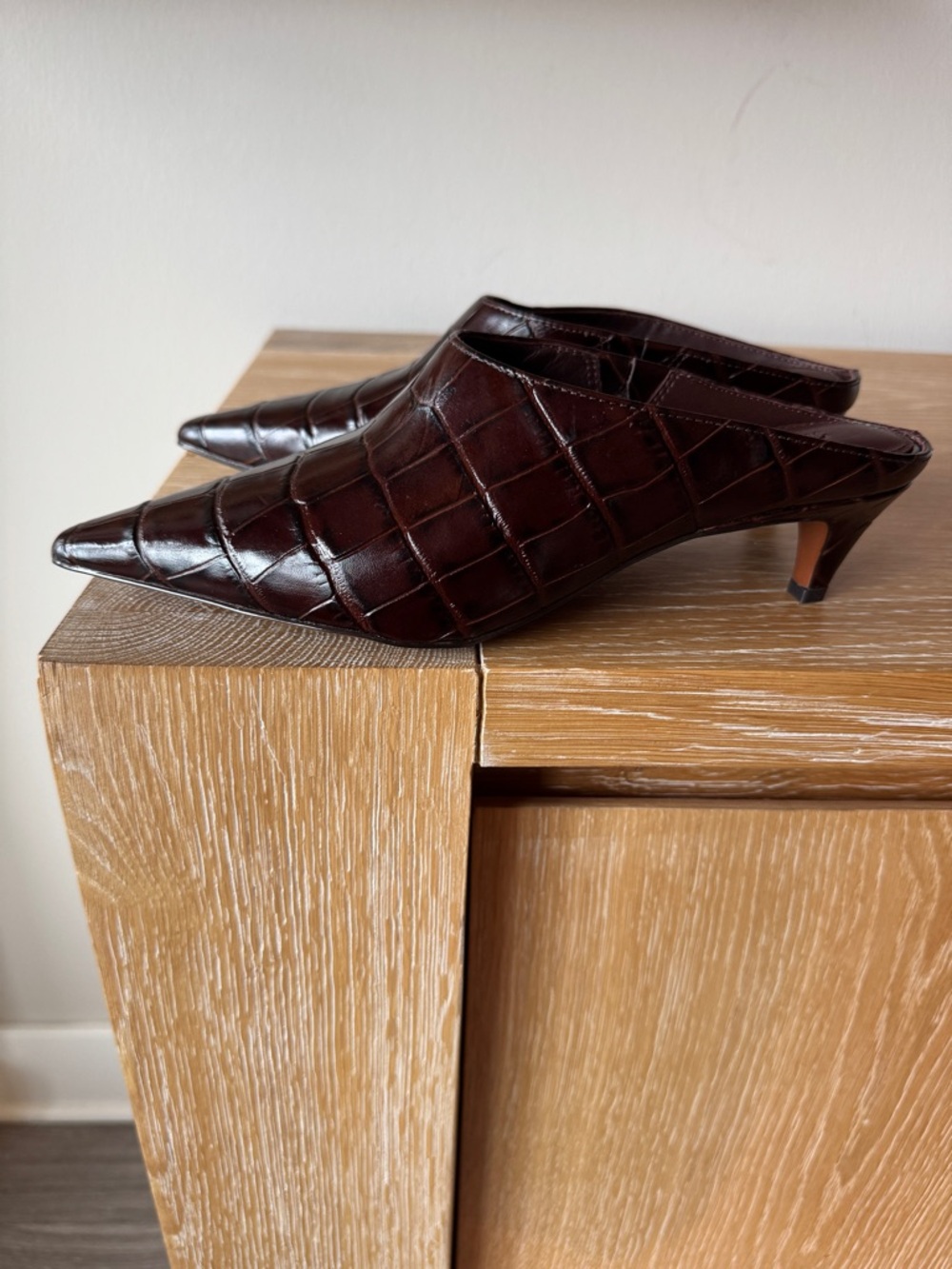 NWOB MADEWELL Women’s The Emilie Heeled Mule Chocolate Raisin Croc Size 7 no box